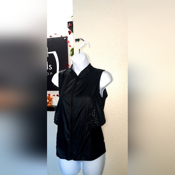 Lululemon Burgundy Full Zip Breathable Mesh Running Vest Women's Size S - Picture 4 of 15